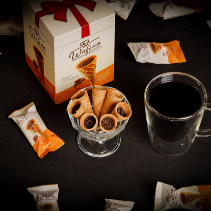 WAFINO WAFFLE CONES FILLED WITH MILK CHOCOLATE AND  CARAMEL CREAM(180gr)